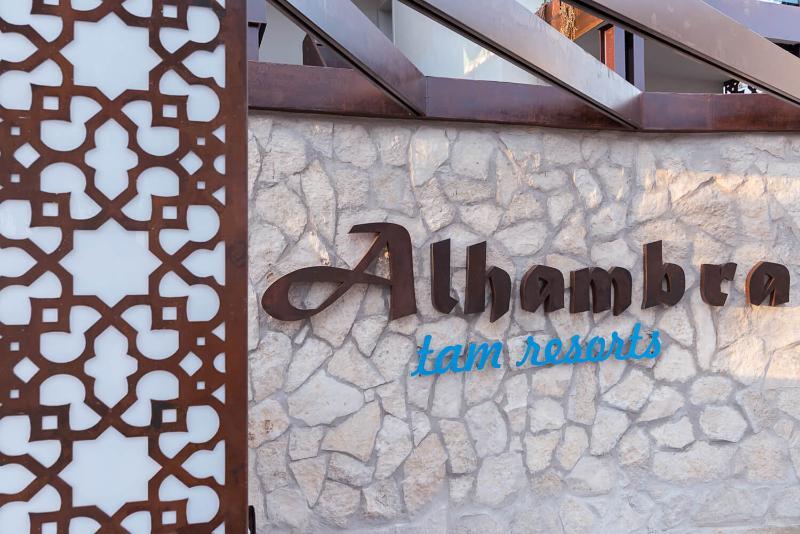 Alhambra Boutique Apartments 普拉亚戴尔雷安格莱斯 外观 照片